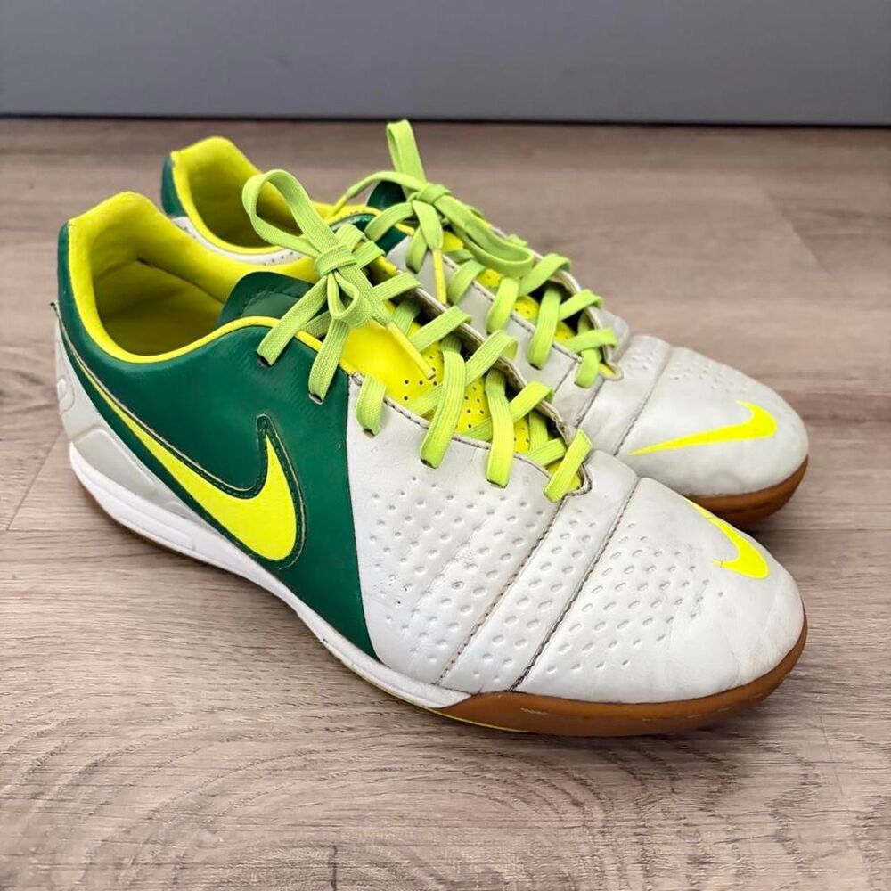 Nike Vintage Y2K CTR360 Libretto Indoor Soccer Shoes men's 7.5/ women 9 - Picture 2 of 8